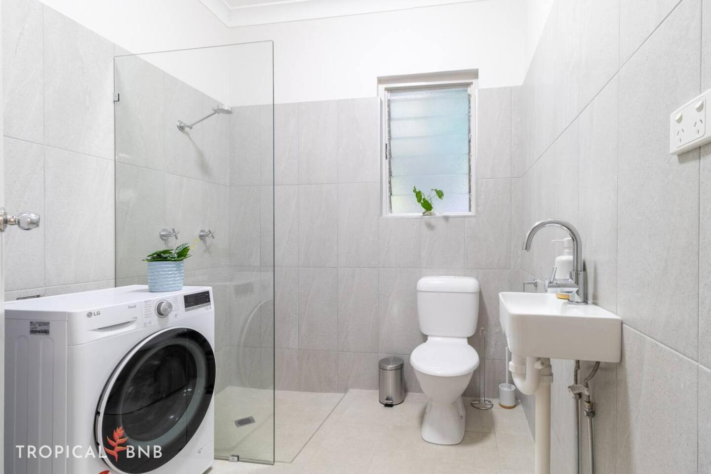 The Jabiru 2 Bed Unit Walk To The Foreshore Apartment Nightcliff